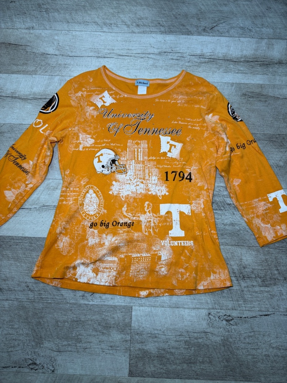 University of Tennessee Orange Graphic Long-Sleeve Top Size S